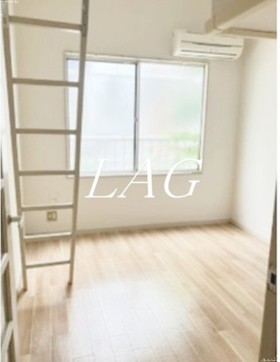 【居間・リビング】 | パワーアパートメント白金 | 洋室のお部屋です。