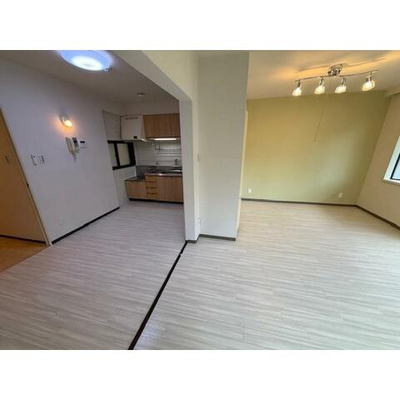 【居間・リビング】 | 雅マンション龍城ヶ丘