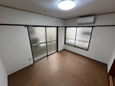 【寝室】 | 第二高沢荘