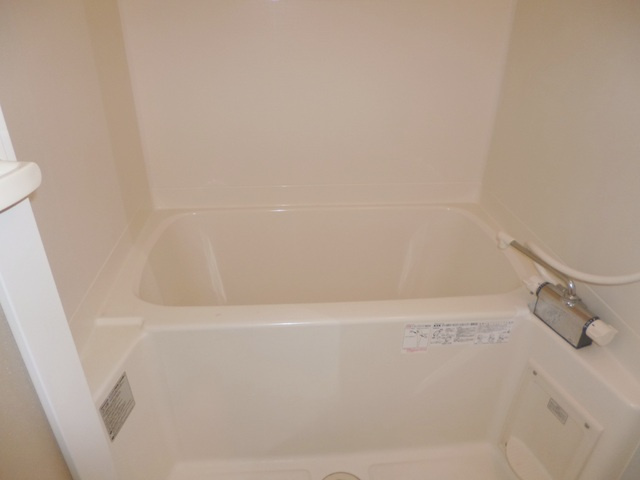 グランブリエの浴室|ゆったりお風呂あります♪