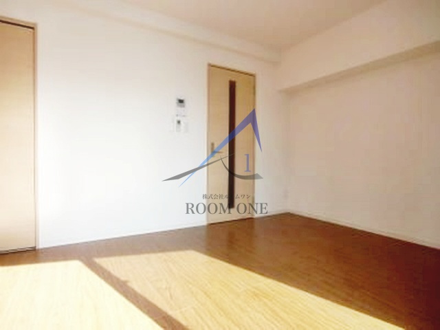 リブリ・ＲｅｐｏｓⅡの居間・リビング|洋室のお部屋です。