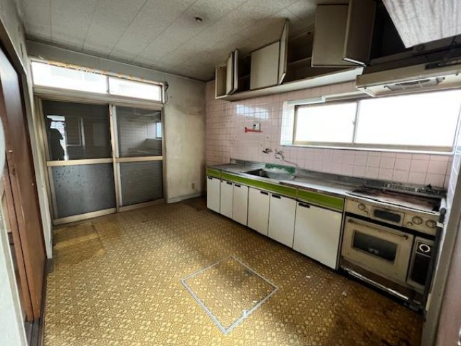 【中古】坂戸市片柳中古住宅のキッチン|お料理しやすいキッチンです