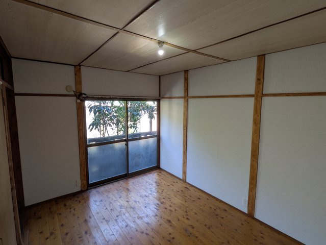 東松山市SR付き平屋の洋室|広々とした洋室です