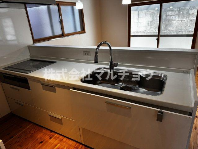 明洋3丁目戸建てのキッチン|きれいなキッチンです