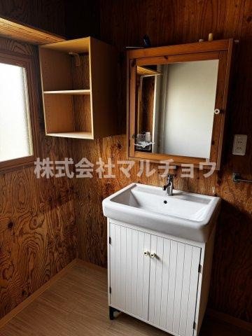 明洋3丁目戸建ての独立洗面台|独立洗面台で身支度をすべて済ませてしまいましょう
