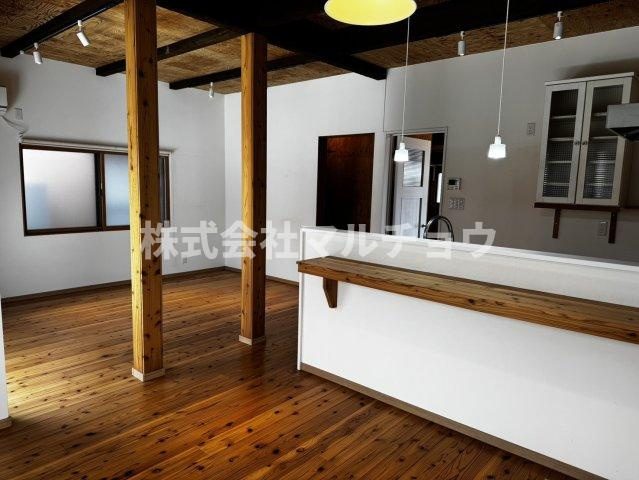 明洋3丁目戸建ての居間・リビング