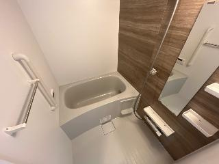 飛龍　高坂（東松山市高坂アパート新築工事）の浴室|バス（イメージ）