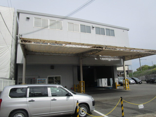 吹田市南吹田１丁目の倉庫の外観