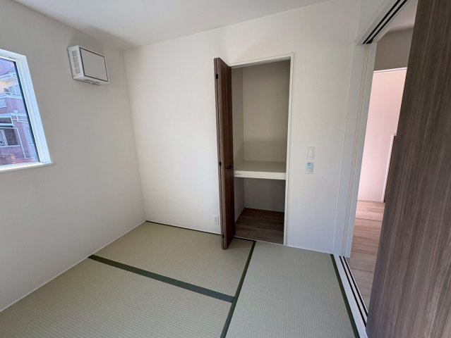 狭山市北入曽　新築分譲　西武新宿線『新所沢駅駅』バス19分　【山王小学区】の和室
