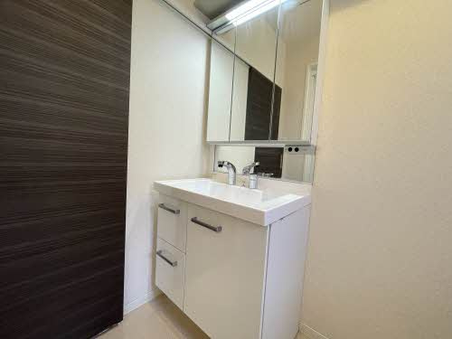 グラン フルールの独立洗面台