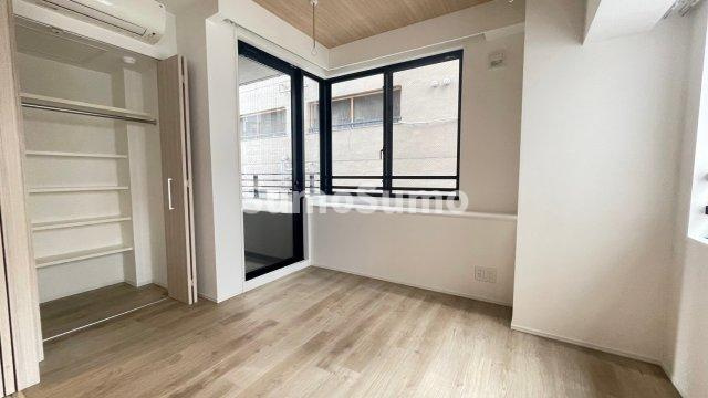 レジディア広尾南の寝室|使い勝手のいい寝室です