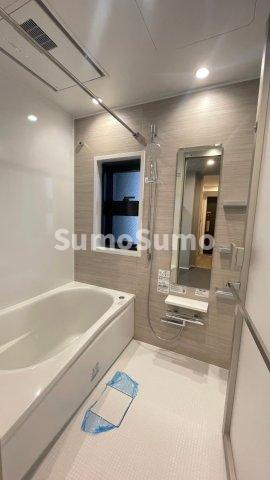 レジディア広尾南の浴室|日々の疲れを癒すお風呂付です