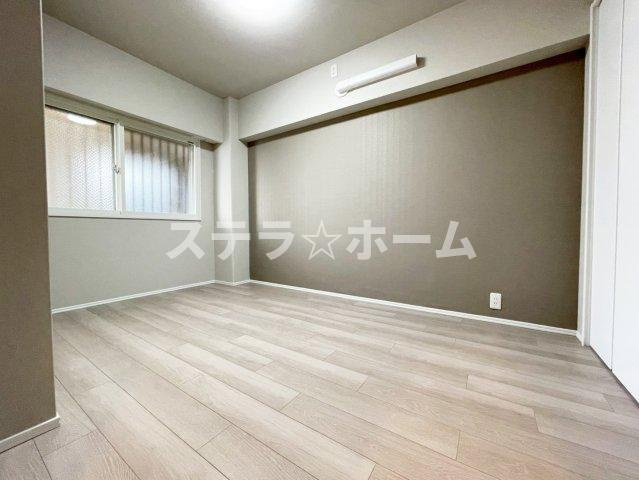 千里山サニーハイツの洋室|明るい洋室です