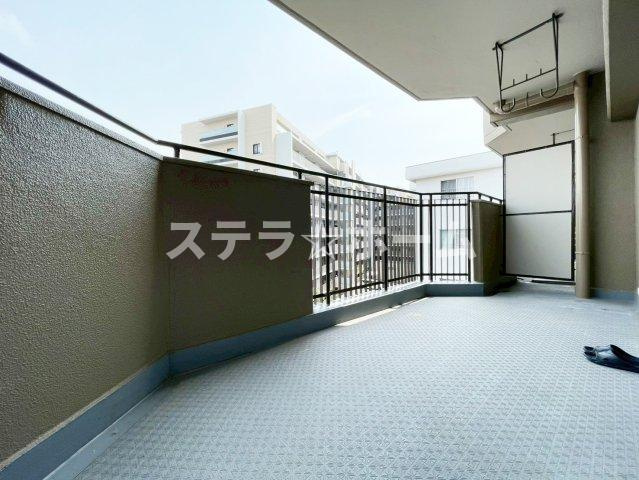 千里山サニーハイツのバルコニー|落ち着いた時間を過ごせるバルコニーです