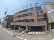 キャメルコートの画像