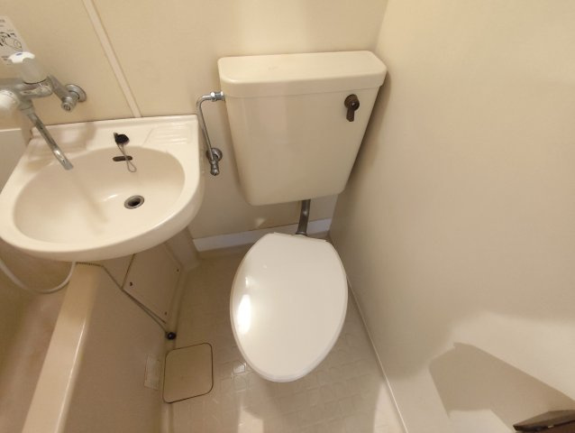 葛飾区新小岩４丁目の賃貸マンションのトイレ