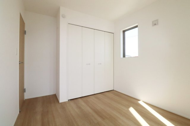 郡山市安積町長久保3丁目　　　１号棟　　　安積第3小学校、安積第2中学区の洋室|※同社施工例