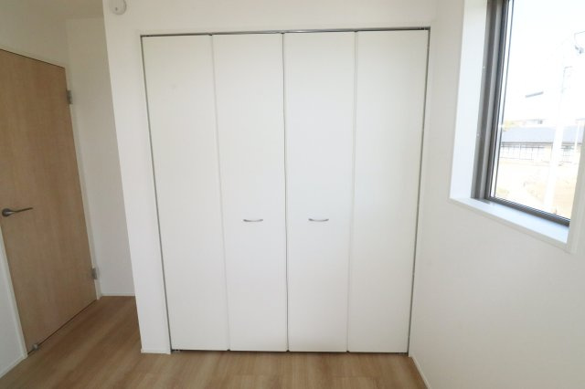 郡山市安積町長久保3丁目　　　１号棟　　　安積第3小学校、安積第2中学区の収納|※同社施工例