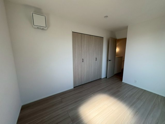 狭山市南入曽　新築分譲　西武新宿線『入曽駅』徒歩8分　【入間野小学区】の洋室