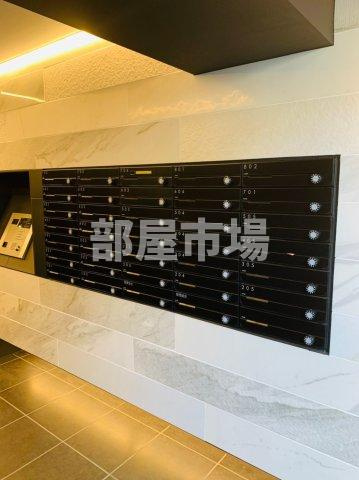 エストゥルース東向島のその他共用部分|メールボックス