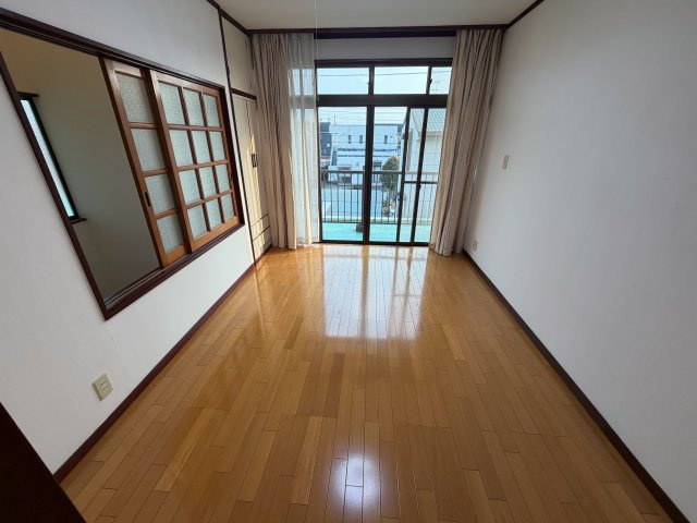 【洋室】 | 足利市久松町　ワイドバルコニー付6SLDK
