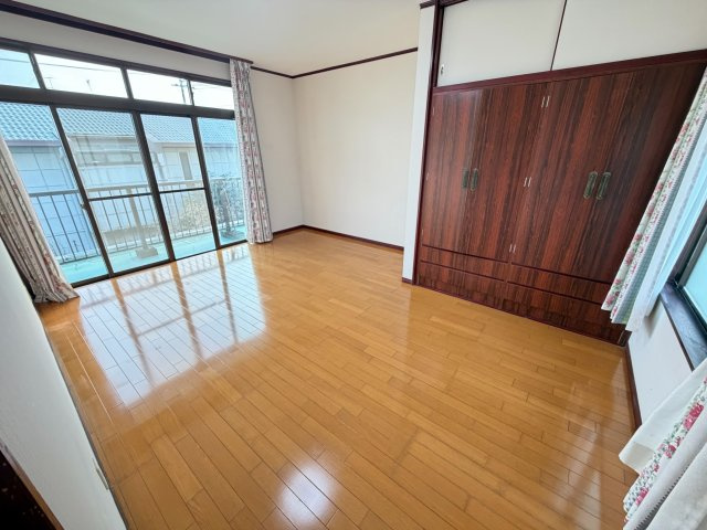 【洋室】 | 足利市久松町　ワイドバルコニー付6SLDK
