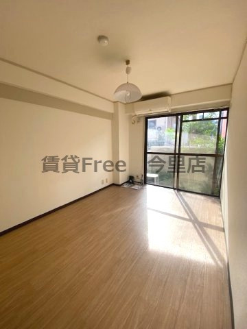 【居間・リビング】 | ヴィラ真田山　仲介手数料無料