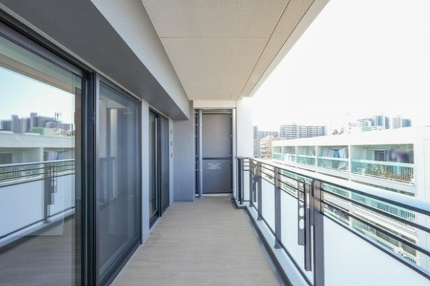 プラウド川崎矢向のバルコニー|他のお部屋の参考写真となります。