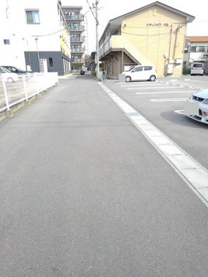 【駐車場】 | メゾン　デュ　ベル　アルブル