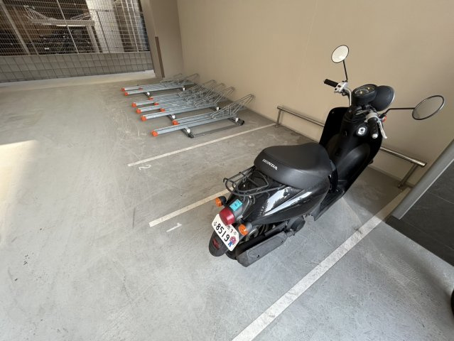 大阪難波Noahの駐車場