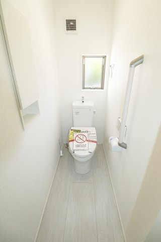 郡山市安積町長久保3丁目　　　2号棟　　　安積第3小学校、安積第2中学区のトイレ