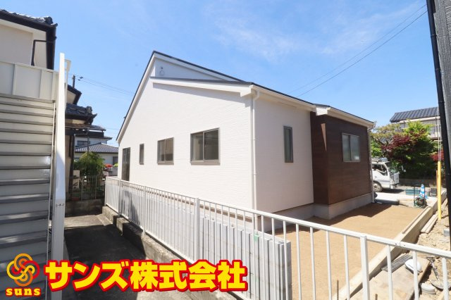 郡山市安積町長久保3丁目　　　2号棟　　　安積第3小学校、安積第2中学区の外観|南東側から見た外観♪