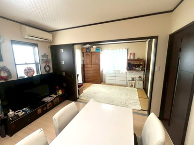 【居間・リビング】 | ■新規専任物件■高槻市大塚町四丁目