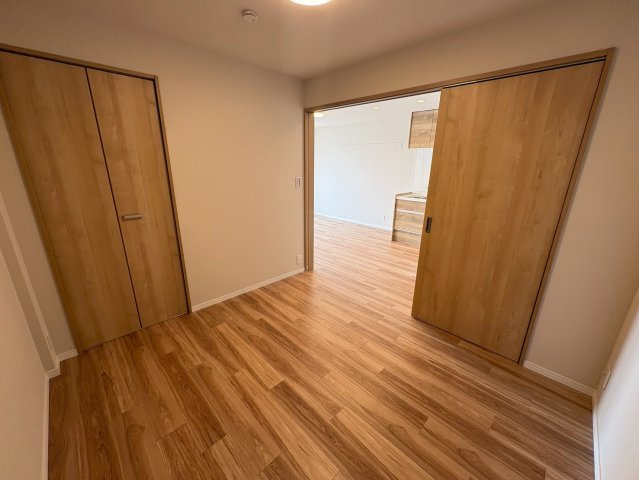 シーサイドシャトー塩屋の洋室|個人の部屋や寝室として使える洋室です