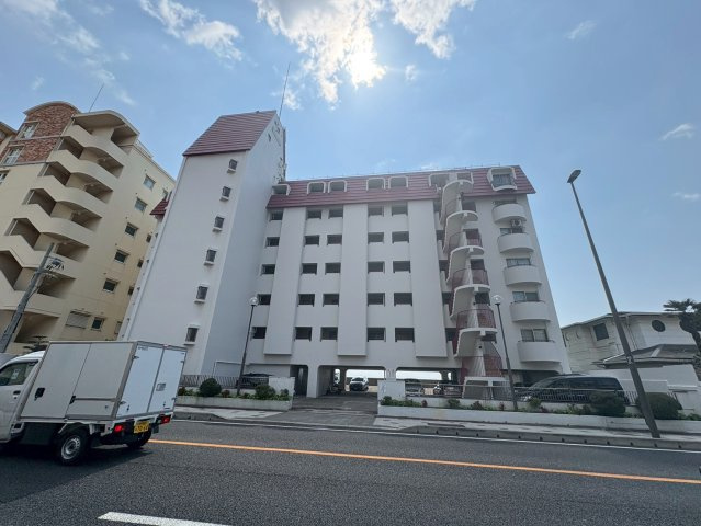 シーサイドシャトー塩屋の外観|きれいな外観です