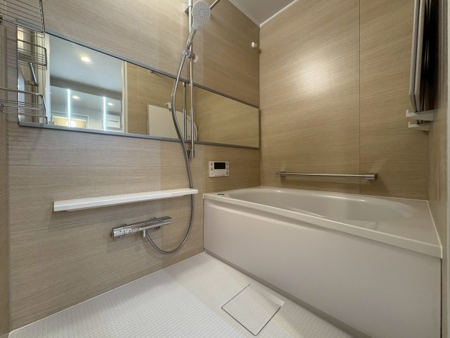 シーサイドシャトー塩屋の浴室|きれいなお風呂です