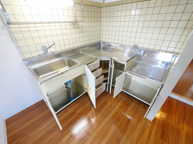 コンフォート酒井のキッチン|きれいなキッチンです