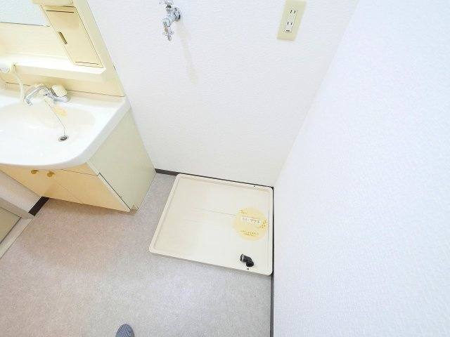 コンフォート酒井の設備|室内洗濯機置き場