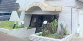 アジュール成増のエントランス
