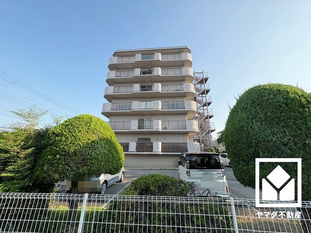 武庫川ニュースカイハイツの外観|全居室に収納がございますので、お部屋の広さを最大限に活用できます。