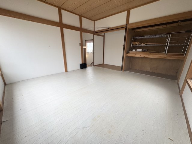 大きなお風呂と素敵な間取りで理想な田舎暮らし♪ゴルフ場も近い♪寺子の洋室|使い勝手のいい洋室です