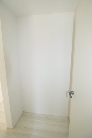 郡山市安積町長久保3丁目　　　３号棟　　　安積第3小学校、安積第2中学区の収納