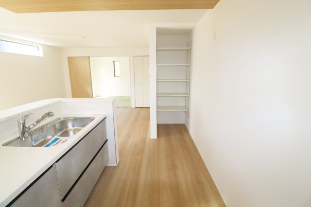 郡山市安積町長久保3丁目　　　３号棟　　　安積第3小学校、安積第2中学区のキッチン|※同社施工例