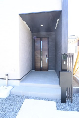 郡山市安積町長久保3丁目　　　３号棟　　　安積第3小学校、安積第2中学区の玄関