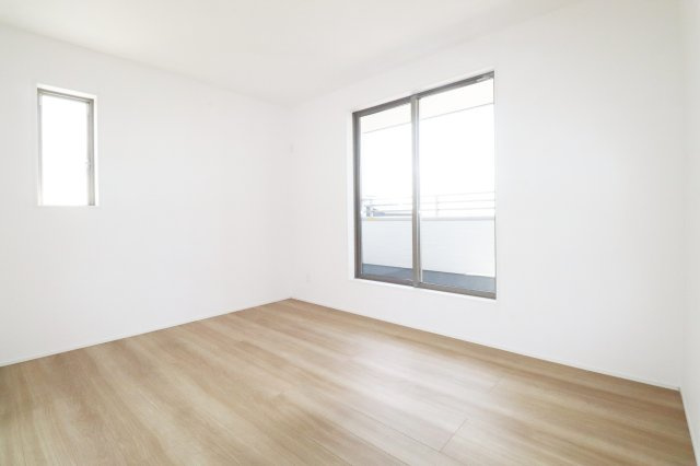 郡山市安積町長久保3丁目　　　３号棟　　　安積第3小学校、安積第2中学区の洋室|※同社施工例