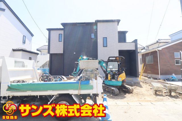 郡山市安積町長久保3丁目　　　３号棟　　　安積第3小学校、安積第2中学区の外観|北側から見た駐車場を含む外観♪