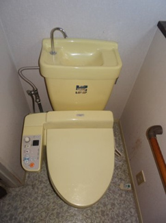 【トイレ】 | 川西市萩原台西3丁目231の1　中古一戸建