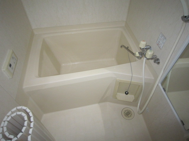 メゾンシェーヌの浴室