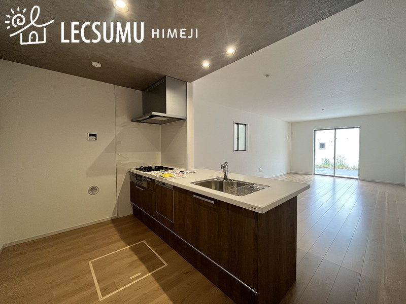 姫路市玉手1期/新築戸建のキッチン