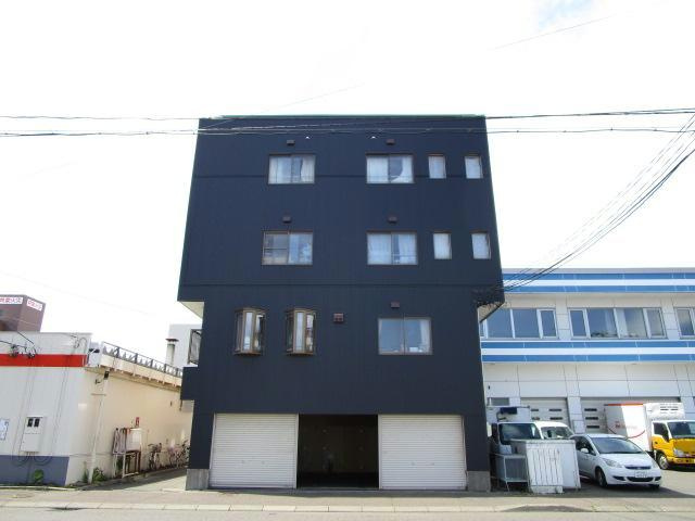 幸ハイツの外観
